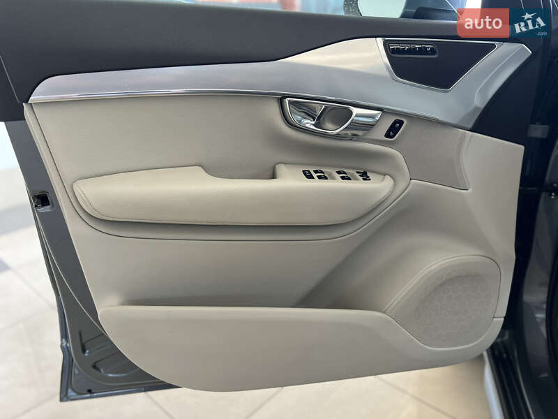 Внедорожник / Кроссовер Volvo XC90 2016 в Одессе