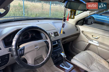 Внедорожник / Кроссовер Volvo XC90 2003 в Черновцах