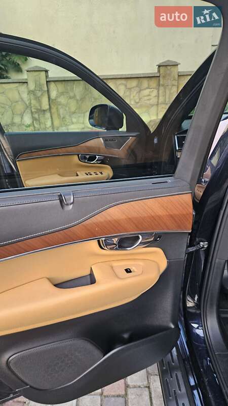 Внедорожник / Кроссовер Volvo XC90 2016 в Ивано-Франковске фото 8 Внедорожник / Кроссовер Volvo XC90 2016 в Ивано-Франковске