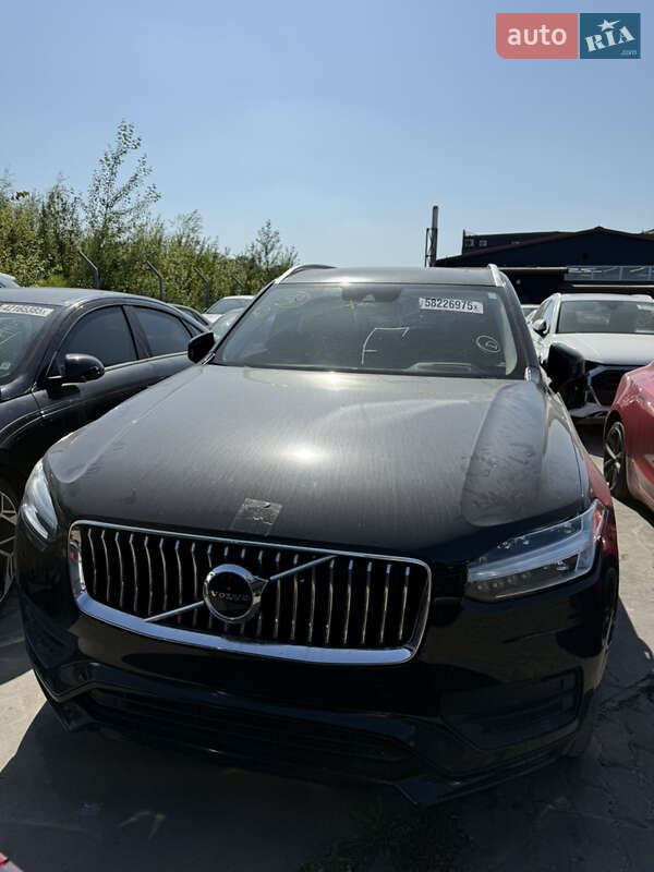 Volvo XC90 2021