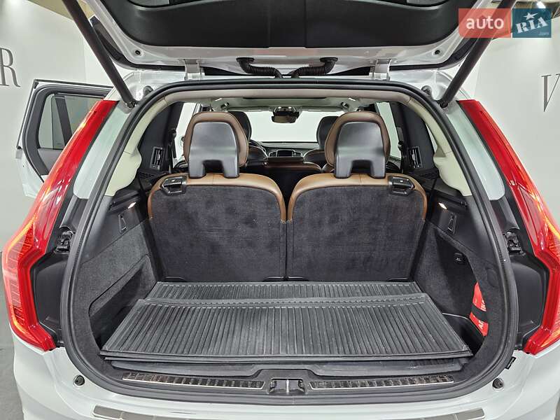 Внедорожник / Кроссовер Volvo XC90 2018 в Киеве