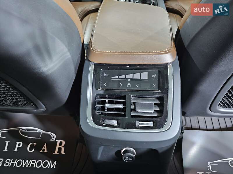 Внедорожник / Кроссовер Volvo XC90 2018 в Киеве