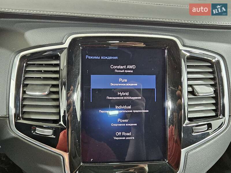 Внедорожник / Кроссовер Volvo XC90 2018 в Киеве