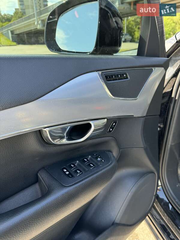 Внедорожник / Кроссовер Volvo XC90 2015 в Киеве фото 8 Внедорожник / Кроссовер Volvo XC90 2015 в Киеве