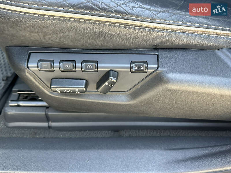Внедорожник / Кроссовер Volvo XC90 2006 в Нововолынске