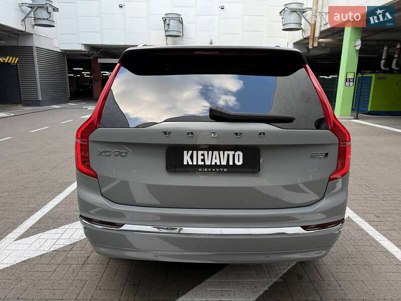 Внедорожник / Кроссовер Volvo XC90 2024 в Киеве