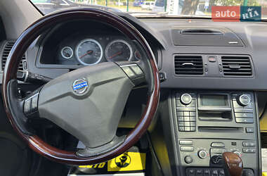 Внедорожник / Кроссовер Volvo XC90 2013 в 