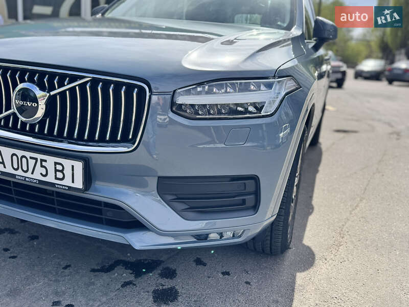 Внедорожник / Кроссовер Volvo XC90 2019 в Киеве
