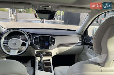 Внедорожник / Кроссовер Volvo XC90 2018 в 