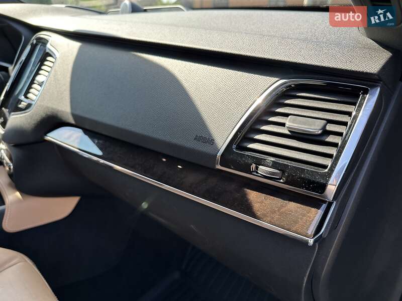 Позашляховик / Кросовер Volvo XC90 2018 в Житомирі фото 75 Позашляховик / Кросовер Volvo XC90 2018 в Житомирі