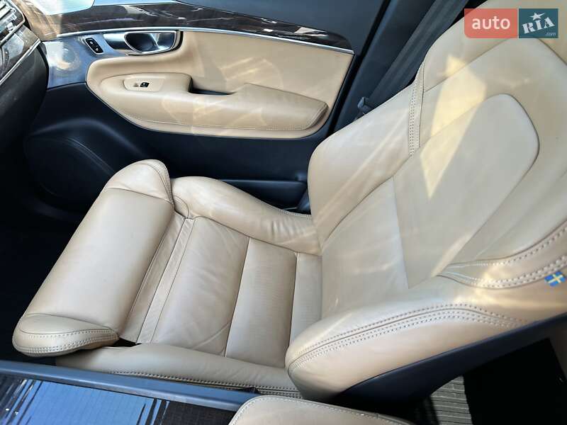 Позашляховик / Кросовер Volvo XC90 2018 в Житомирі фото 62 Позашляховик / Кросовер Volvo XC90 2018 в Житомирі