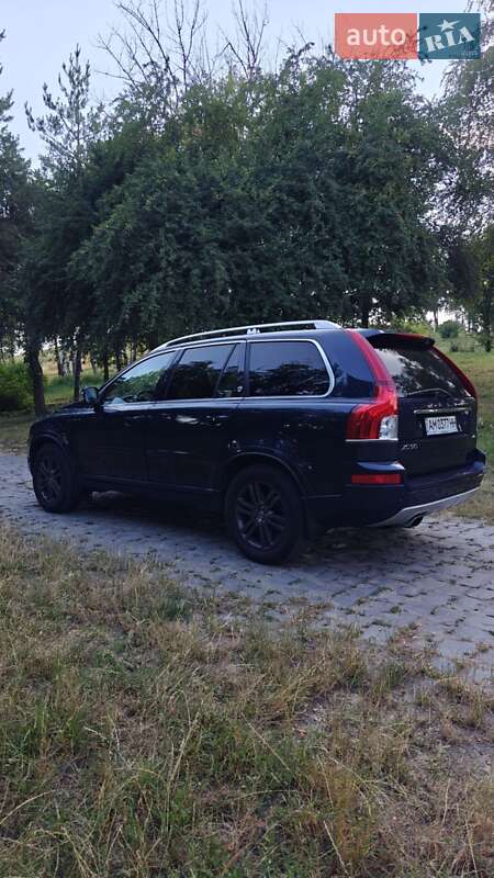 Внедорожник / Кроссовер Volvo XC90 2013 в Житомире