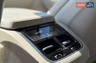 Внедорожник / Кроссовер Volvo XC90 2015 в 