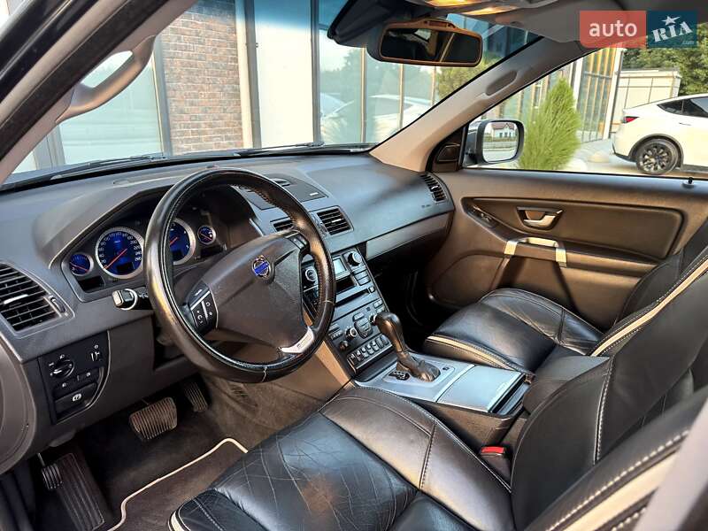 Внедорожник / Кроссовер Volvo XC90 2011 в Тернополе