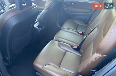 Внедорожник / Кроссовер Volvo XC90 2019 в 