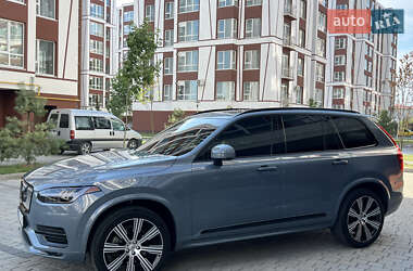 Внедорожник / Кроссовер Volvo XC90 2019 в 