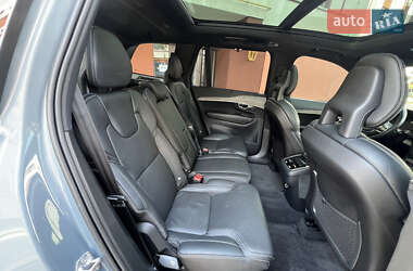 Внедорожник / Кроссовер Volvo XC90 2019 в 