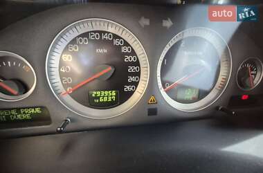 Внедорожник / Кроссовер Volvo XC90 2010 в 