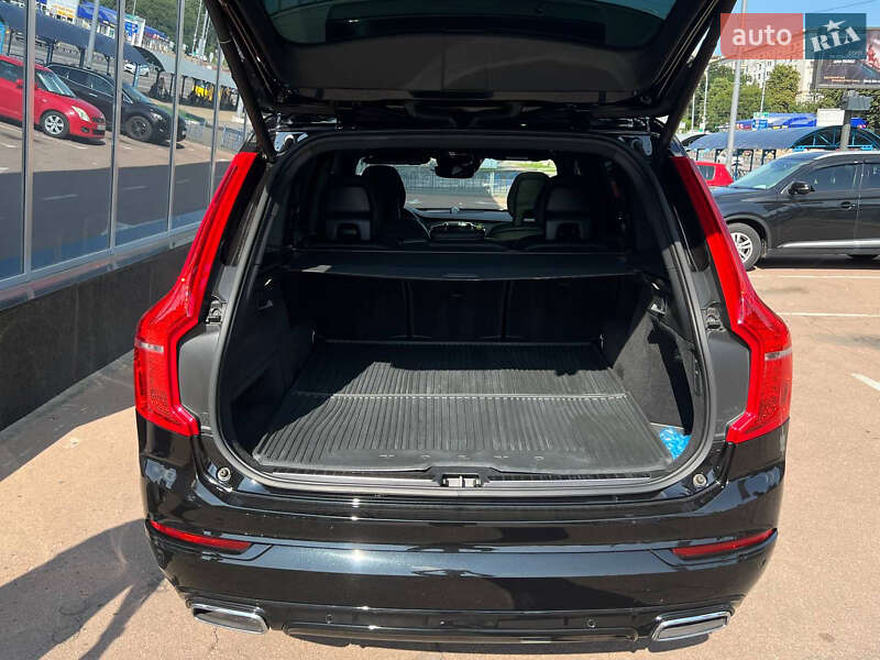 Внедорожник / Кроссовер Volvo XC90 2020 в Киеве