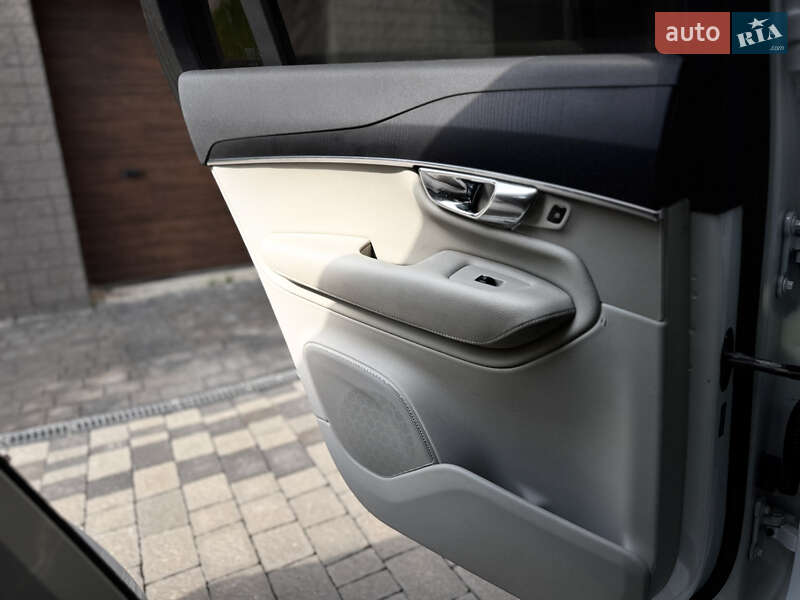 Внедорожник / Кроссовер Volvo XC90 2020 в Ивано-Франковске