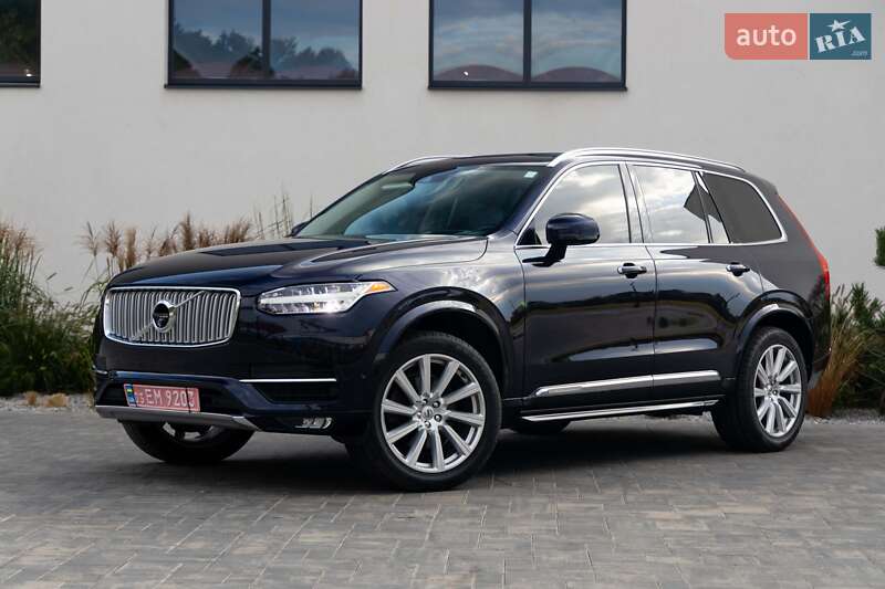 Внедорожник / Кроссовер Volvo XC90 2017 в 