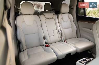 Внедорожник / Кроссовер Volvo XC90 2017 в 