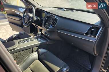 Внедорожник / Кроссовер Volvo XC90 2018 в 