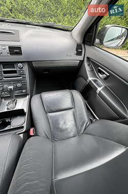 Внедорожник / Кроссовер Volvo XC90 2011 в 