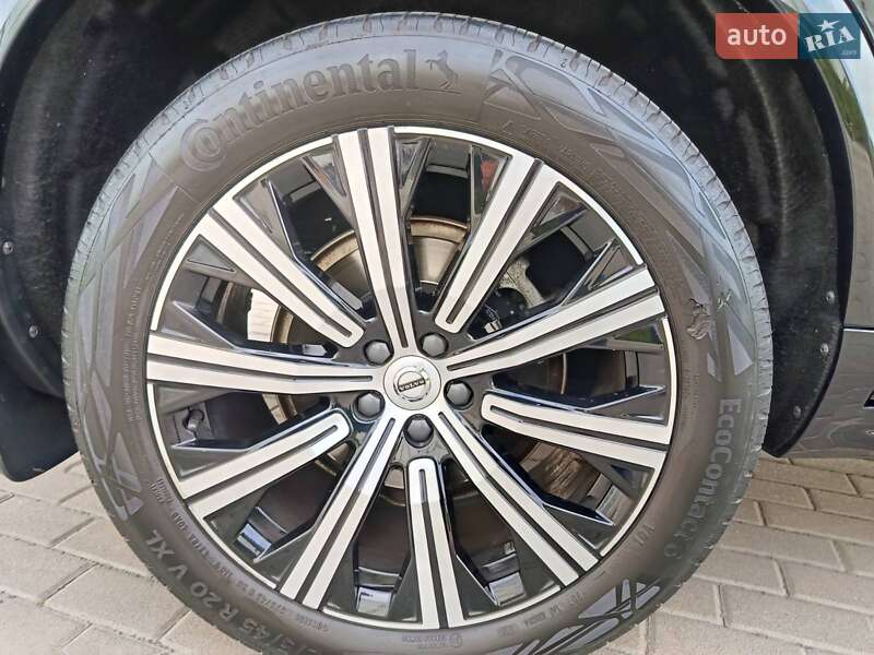 Внедорожник / Кроссовер Volvo XC90 2023 в Киеве
