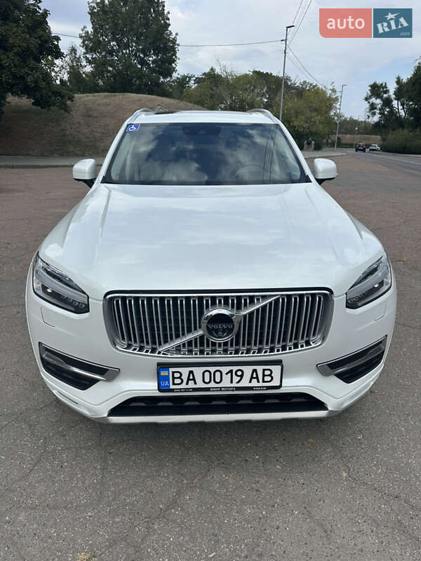 Volvo XC90 2016