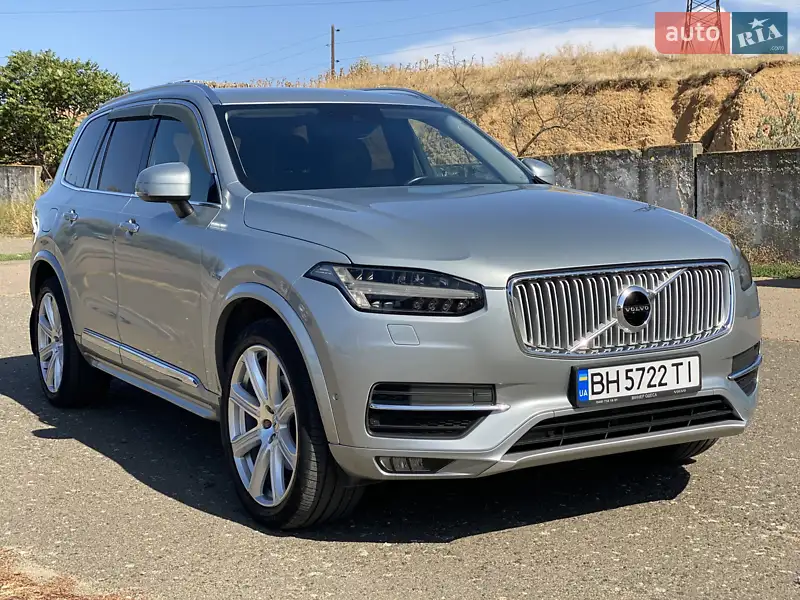 Volvo XC90