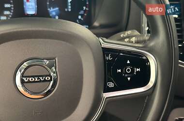 Внедорожник / Кроссовер Volvo XC90 2019 в 