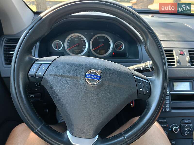 Позашляховик / Кросовер Volvo XC90 2013 в Запоріжжі