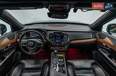 Внедорожник / Кроссовер Volvo XC90 2016 в 