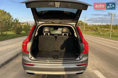 Внедорожник / Кроссовер Volvo XC90 2019 в 