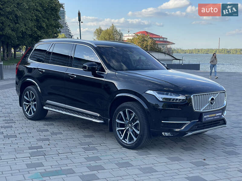 Volvo XC90 2016