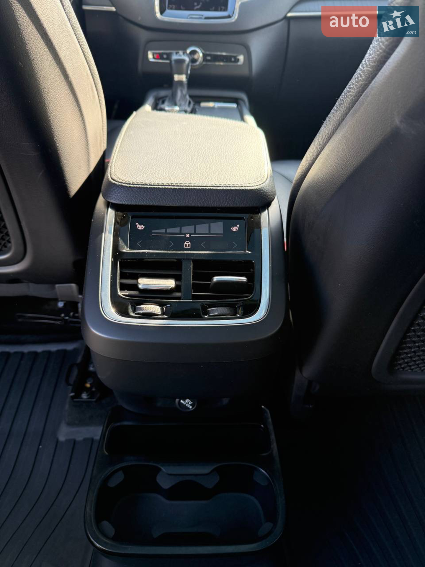 2019 Volvo XC90 - мініатюра 16