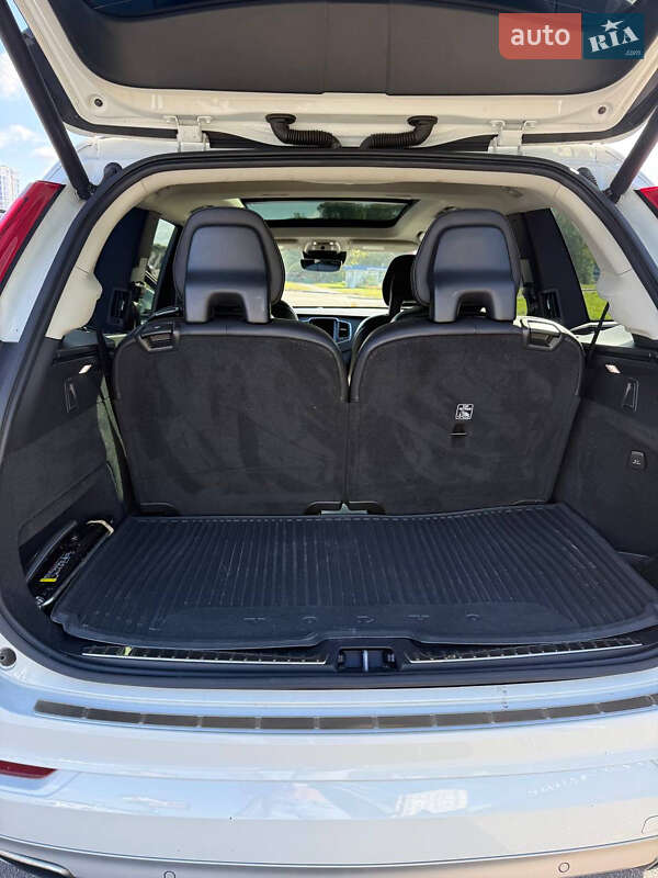 Позашляховик / Кросовер Volvo XC90 2019 в Києві фото 25 Позашляховик / Кросовер Volvo XC90 2019 в Києві