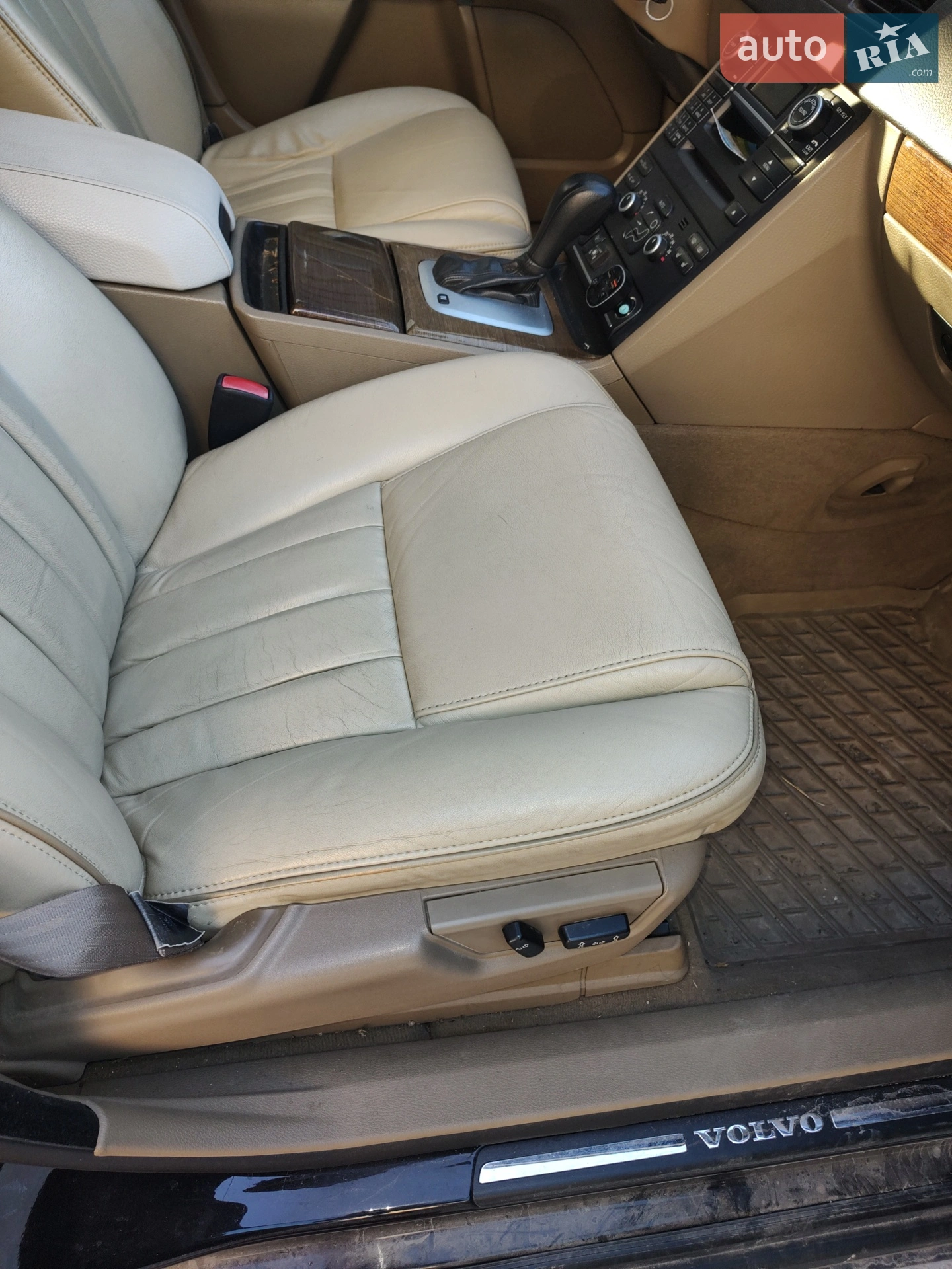 2011 Volvo XC90 - мініатюра 8