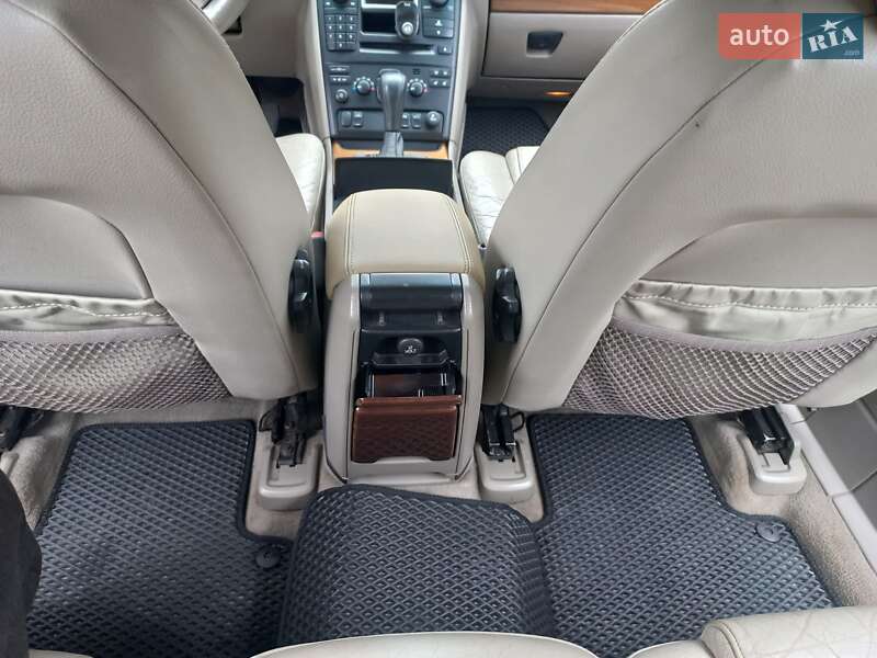 Внедорожник / Кроссовер Volvo XC90 2004 в Киеве фото 20 Внедорожник / Кроссовер Volvo XC90 2004 в Киеве