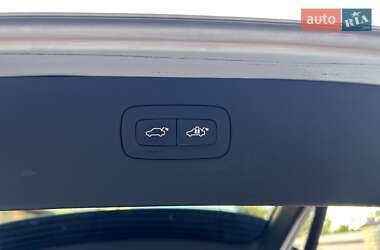 Внедорожник / Кроссовер Volvo XC90 2015 в 