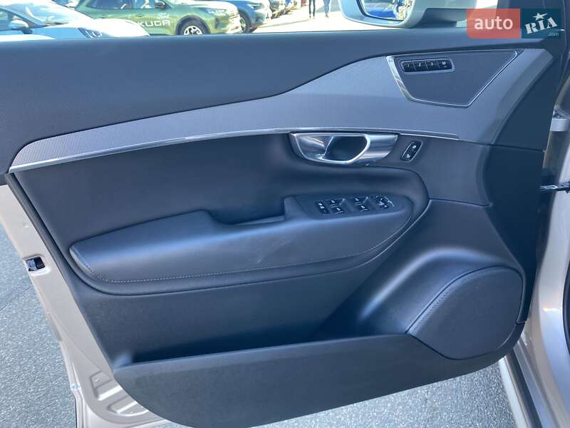 Позашляховик / Кросовер Volvo XC90 2022 в Києві фото 9 Позашляховик / Кросовер Volvo XC90 2022 в Києві