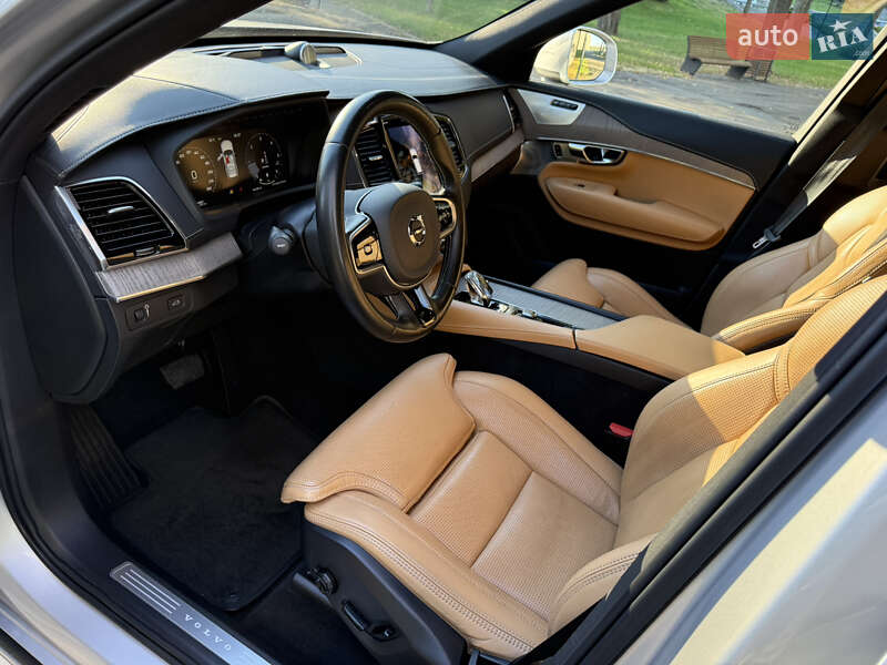 Внедорожник / Кроссовер Volvo XC90 2019 в Киеве фото 36 Внедорожник / Кроссовер Volvo XC90 2019 в Киеве