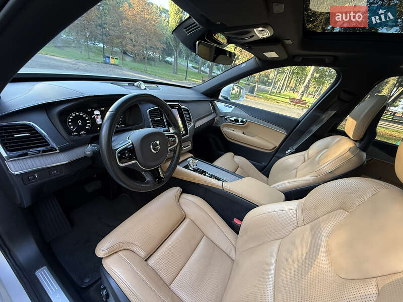 Внедорожник / Кроссовер Volvo XC90 2019 в Киеве фото 48 Внедорожник / Кроссовер Volvo XC90 2019 в Киеве