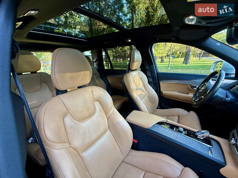 Внедорожник / Кроссовер Volvo XC90 2019 в Киеве фото 56 Внедорожник / Кроссовер Volvo XC90 2019 в Киеве