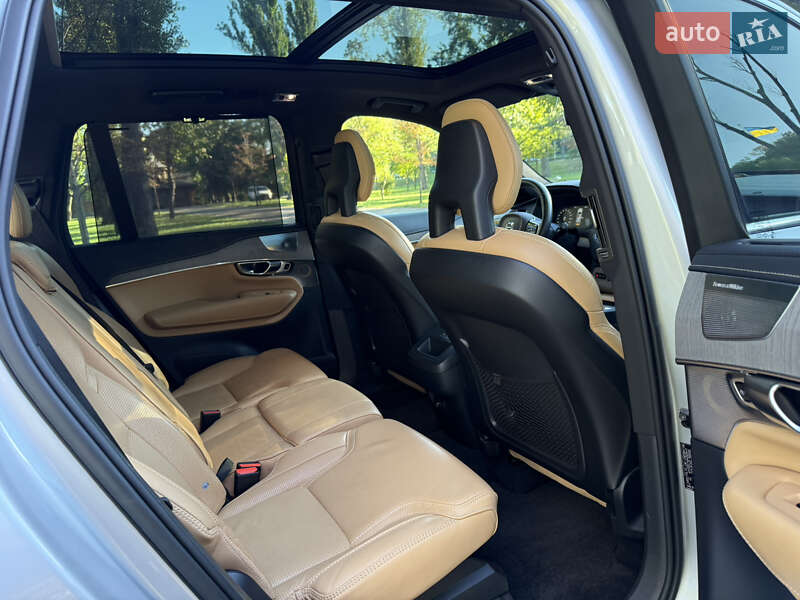 Внедорожник / Кроссовер Volvo XC90 2019 в Киеве фото 62 Внедорожник / Кроссовер Volvo XC90 2019 в Киеве