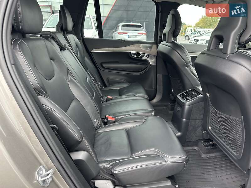 Внедорожник / Кроссовер Volvo XC90 2021 в Киеве