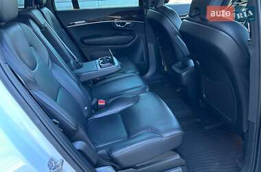 Позашляховик / Кросовер Volvo XC90 2019 в 
