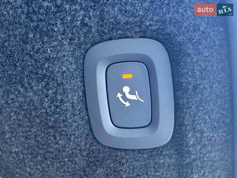 Внедорожник / Кроссовер Volvo XC90 2019 в Киеве