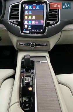 Внедорожник / Кроссовер Volvo XC90 2023 в 